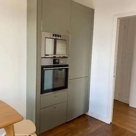 Corentin * Issy-les-Moulineaux